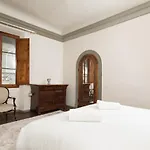 Bardini Garden Daire *