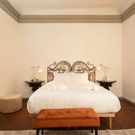 Lejlighed Bardini Garden